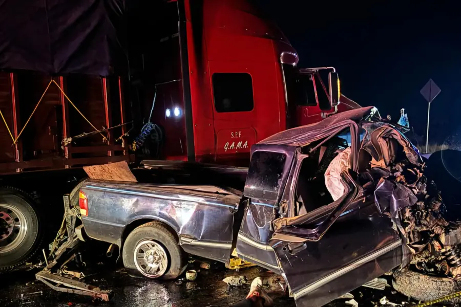 Tragedia en carretera Durango - Gómez Palacio: muere familia de 5 integrantes en accidente