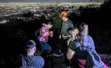 Rescatan a cuatro senderistas extraviados en zona del teleférico