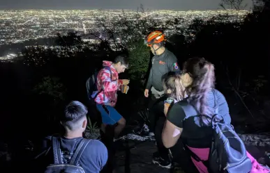 Rescatan a cuatro senderistas extraviados en zona del teleférico