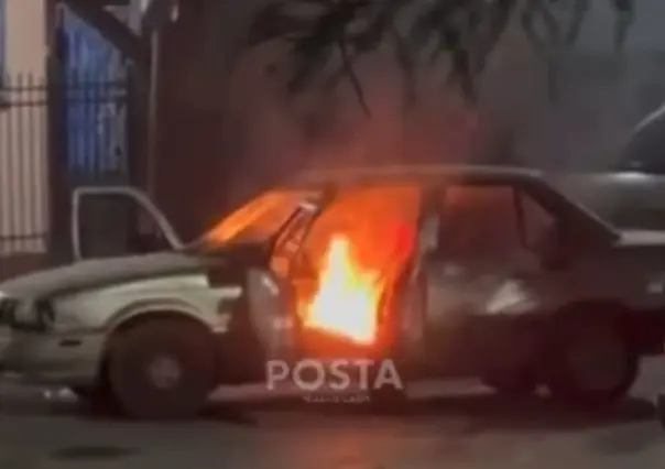 Fiesta vecinal termina en caos y con un vehículo incendiado en Salinas Victoria