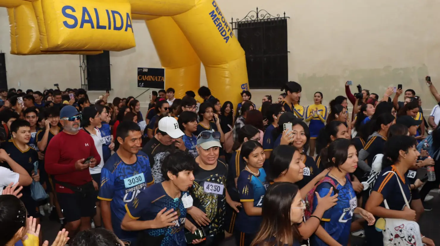 El pasado sábado 15 de febrero se realizó con éxito la Carrera Vuelve a Casa de la Escuela Preparatoria Uno.- Fuente UADY