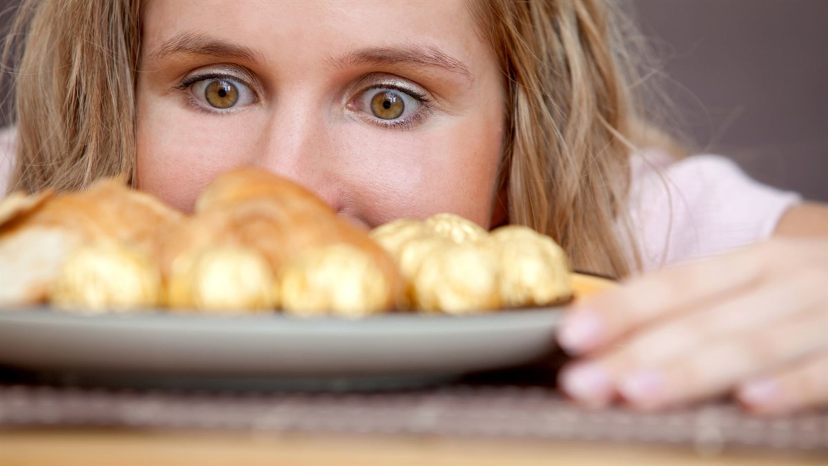 ¿Cómo vencer los antojos? Foto: Canva.