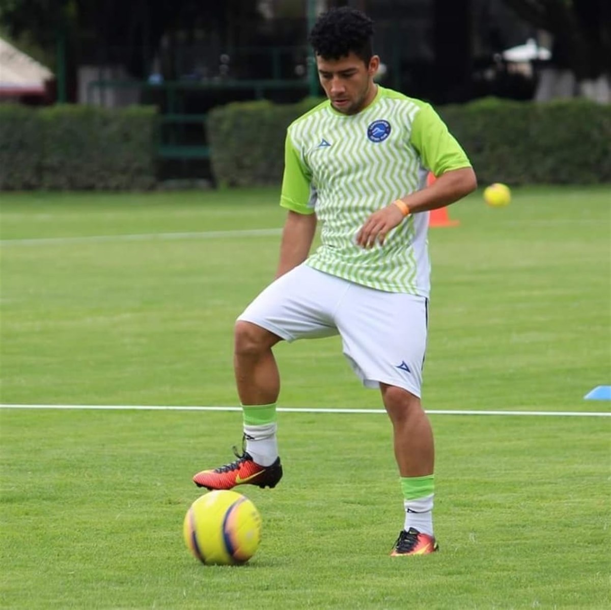 El jugador de Correcaminos, Francisco Tede Pérez, se encuentra en el ojo del huracán luego de ser el único elemento del club separado del plantel. Foto: Redes sociales