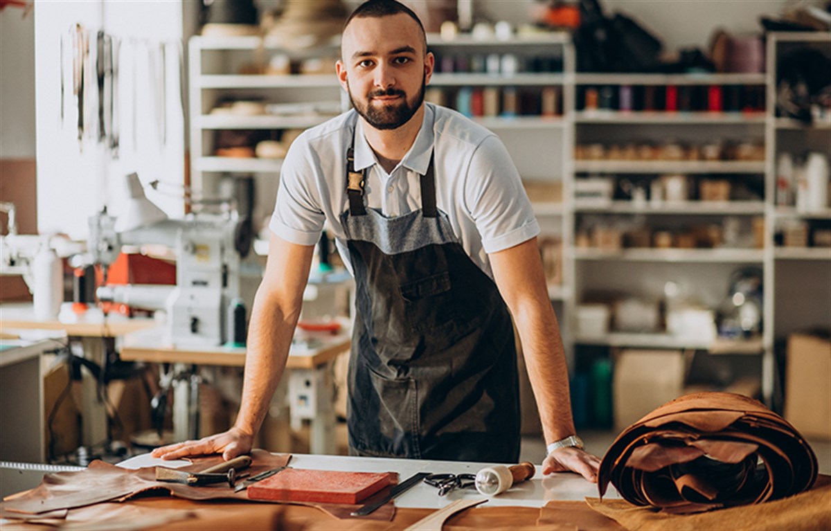 Aún no se habla de apoyos económicos para emprendedores de estos sectores. Foto: Freepik.