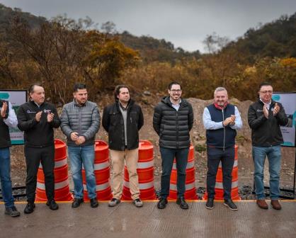 David de la Peña reconstruye vialidad dañada por la tormenta "Alberto" en Santiago