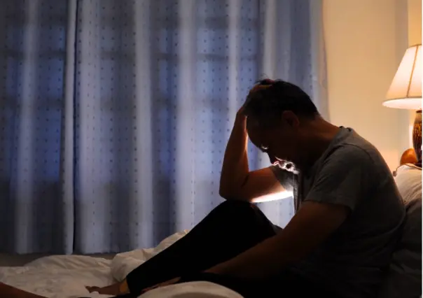 ¿Sabías que desvelarte podría traerle consecuencias a tu cerebro? Esto dicen los expertos