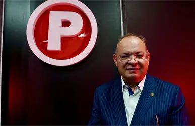 Francisco Javier Velázquez Menchaca, el escultor del gran tintero y su camino de transformación