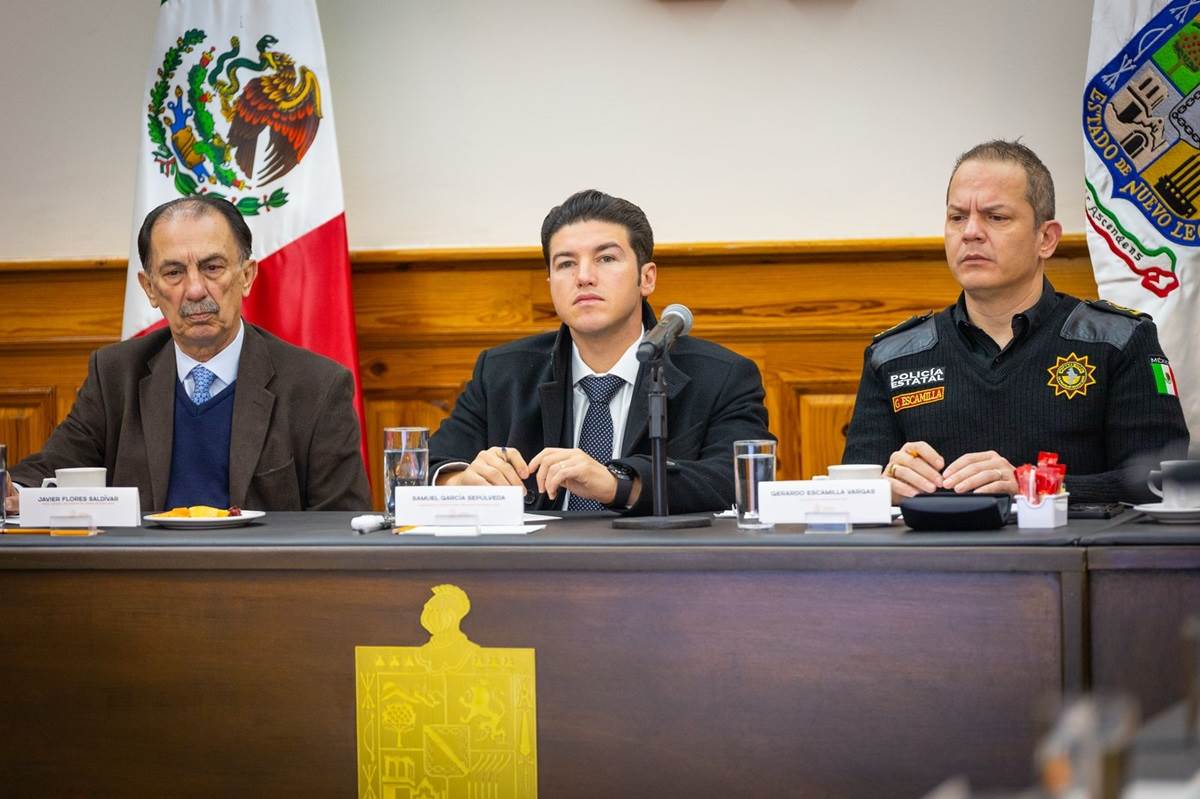 Samuel García integra nuevo fiscal y alcaldes a mesa de seguridad