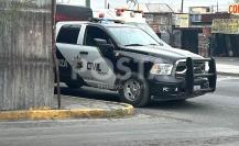 Violento robo en Monterrey, le disparan y le quitan su camioneta