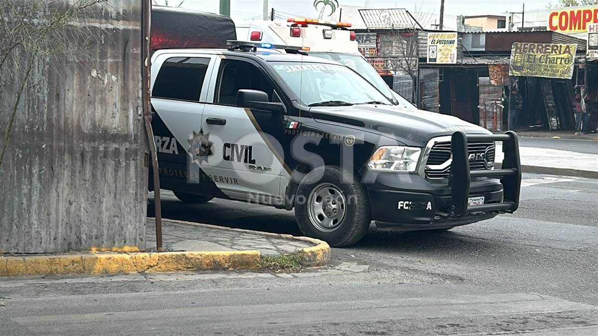 Violento robo en Monterrey, le disparan y le quitan su camioneta