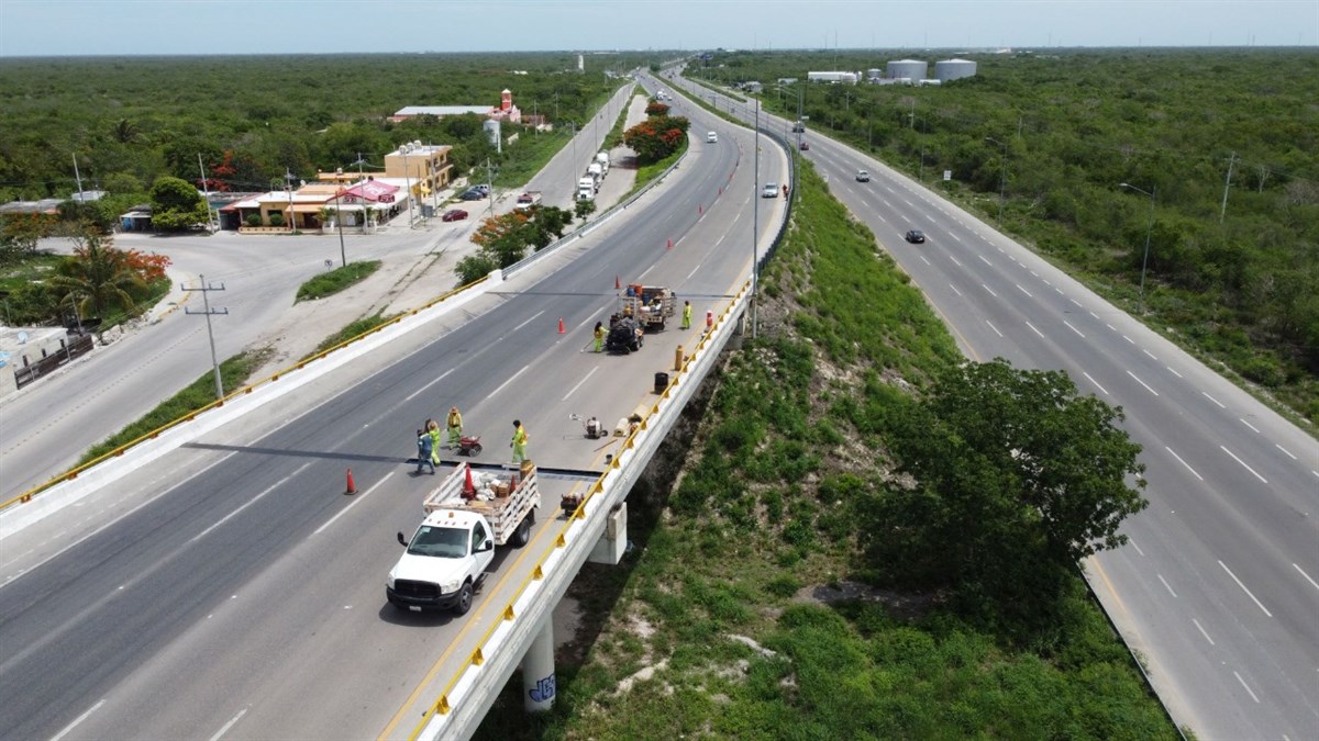 Autopista Yucatán. Foto: Redes Sociales