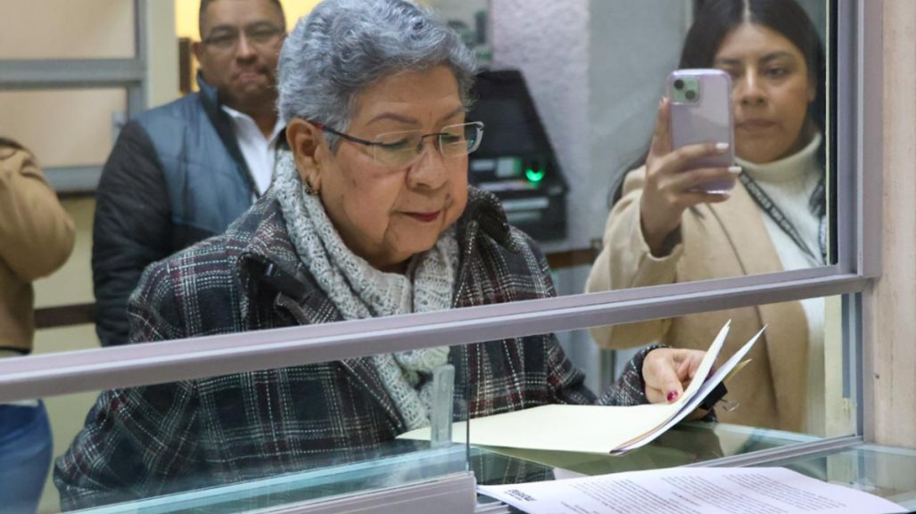 Busca la diputada Reyna Reyes medidas de protección para maestros en Nuevo León