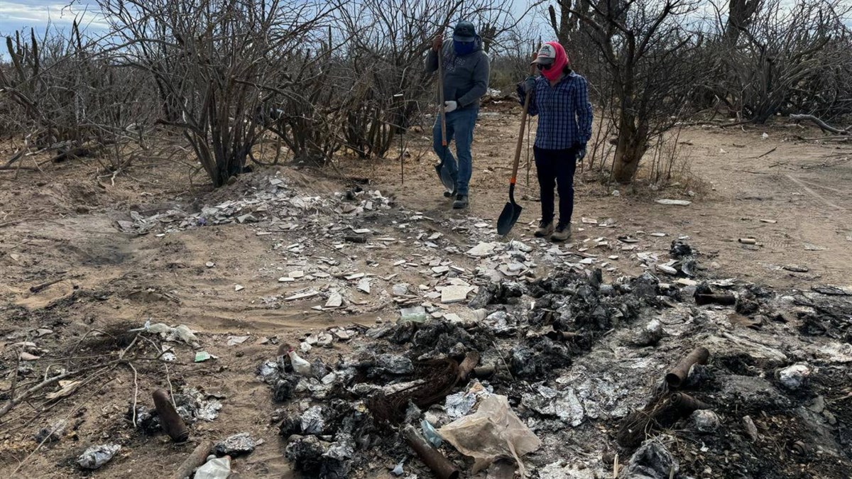 El colectivo Búsqueda X La Paz informa que se hallaron un total de 10 osamentas humanas. Foto: Facebook / Búsqueda X La Paz