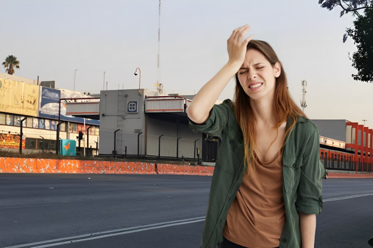 Estación Viaducto de la Línea 2 del Metro vista desde Calzada de Tlalpan con una mujer estresada al frente del lado derecho.    Foto: Google Maps | Freepik | Canva