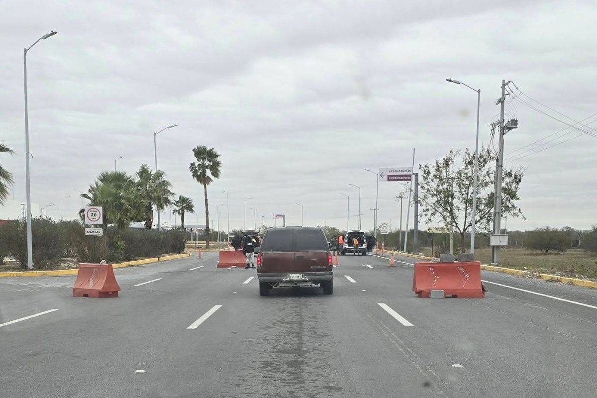 El flujo vehicular en los puentes internacionales de Tamaulipas presenta tiempos de espera variables este jueves 20 de febrero. Foto: Redes sociales