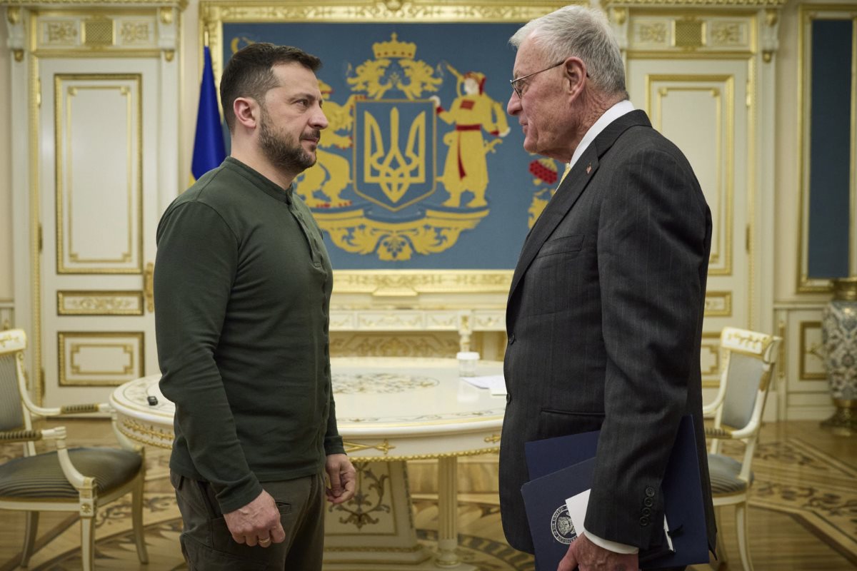 General Keith Kellogg y presidente Volodymyr Zelensky. Créditos: X (@ZelenskyyUa).