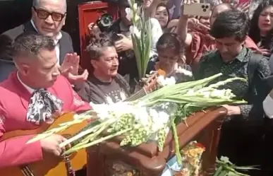 Realizan homenaje a Paquita la del Barrio en Garibaldi