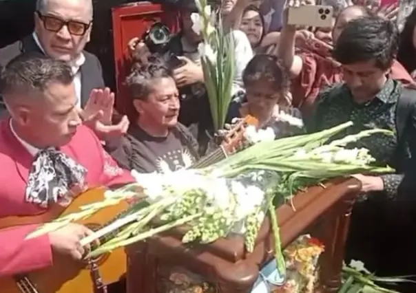 Realizan homenaje a Paquita la del Barrio en Garibaldi