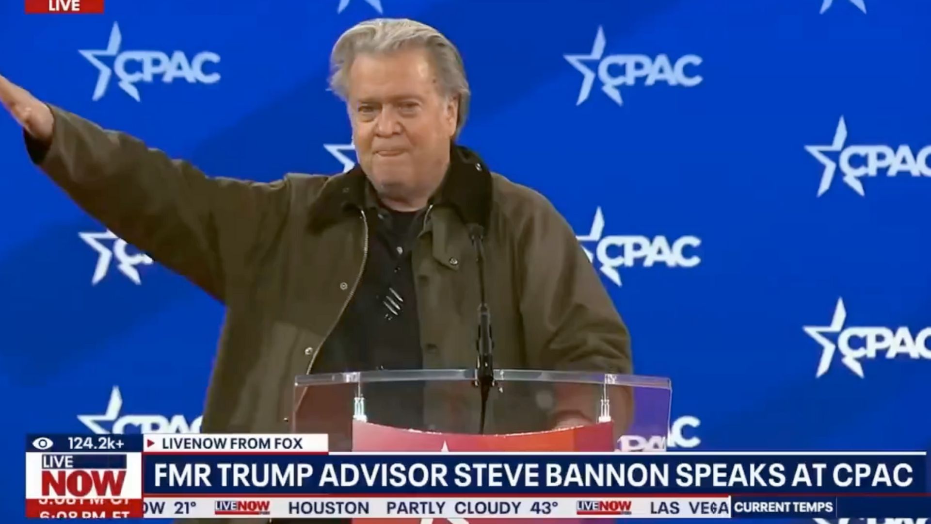 Steve Bannon, ex consejero de Trump, causa polémica con saludo nazi