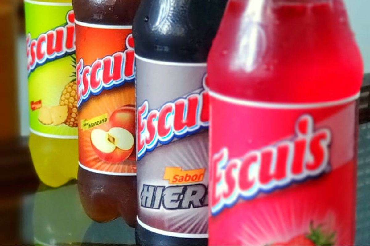 Escuis es un refresco de la marca Coca- Cola creado en Tamaulipas y su sabor Hierro ha sorprendido a más de uno.