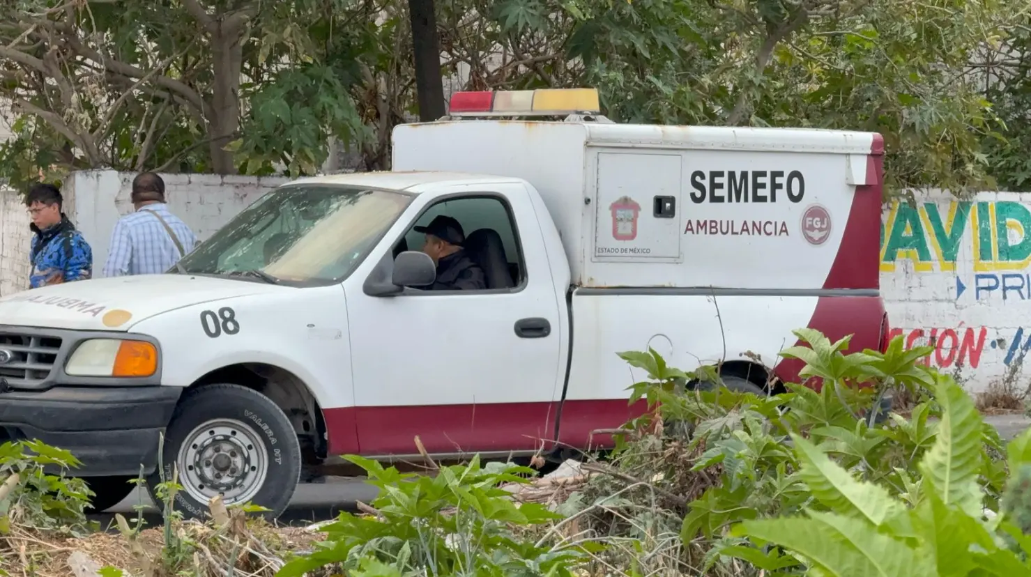 Elementos de la Marina y armada de México acudieron a la zona para el levantamiento de los cuerpos. Imagen: Fernando Cruz.