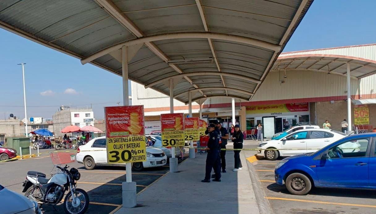 Asesinan a dos hombres en Chalco; salían de tienda comercial