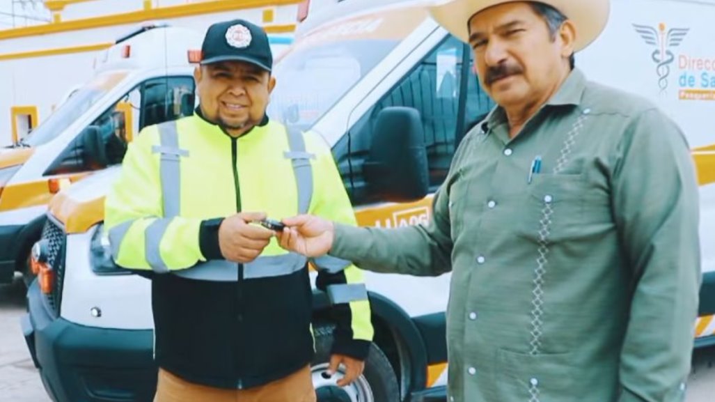 Francisco Esquivel recibe nuevas ambulancias para mejorar la atención médica en Pesquería