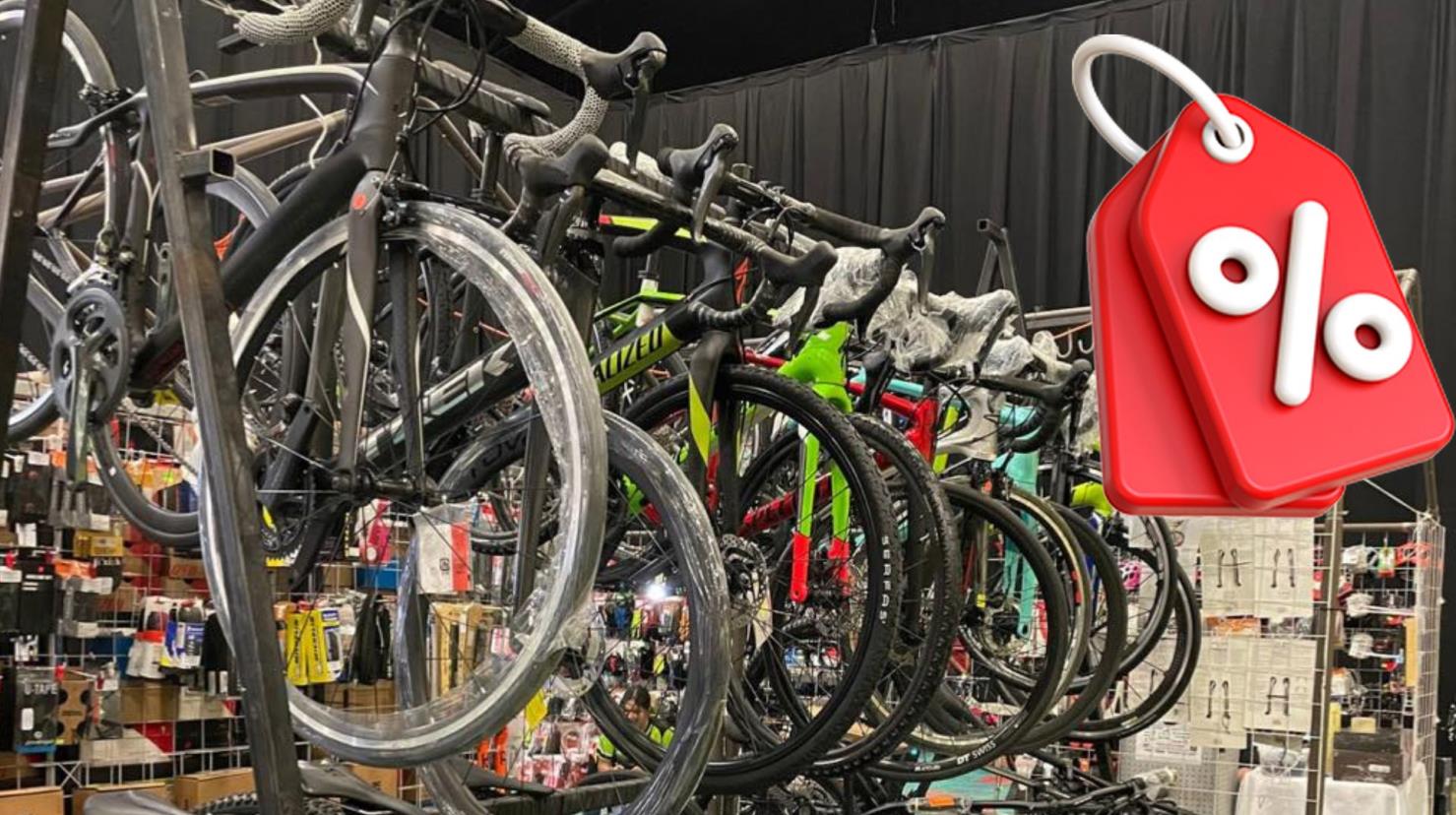 Outlet de bicicletas en CDMX I Foto: Facebook (Outlet Bicicletas) I Canva