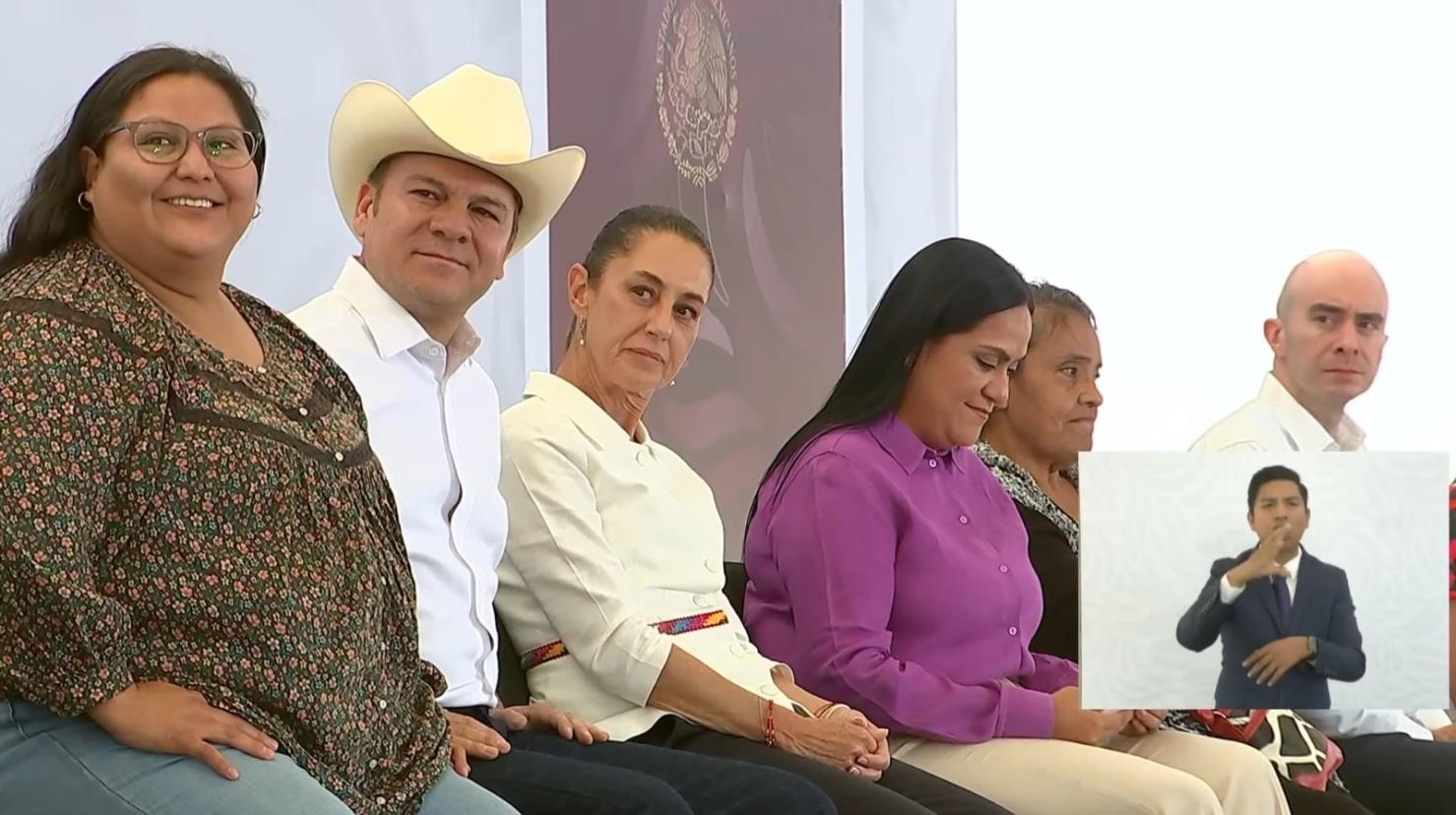 Foto: Captura de Pantalla Facebook Transmisión en vivo POSTA Durango. | Claudia Sheinbaum, presidenta de México, anunció durante su visita a Durango, los proyectos que se realizarán en el estado. 