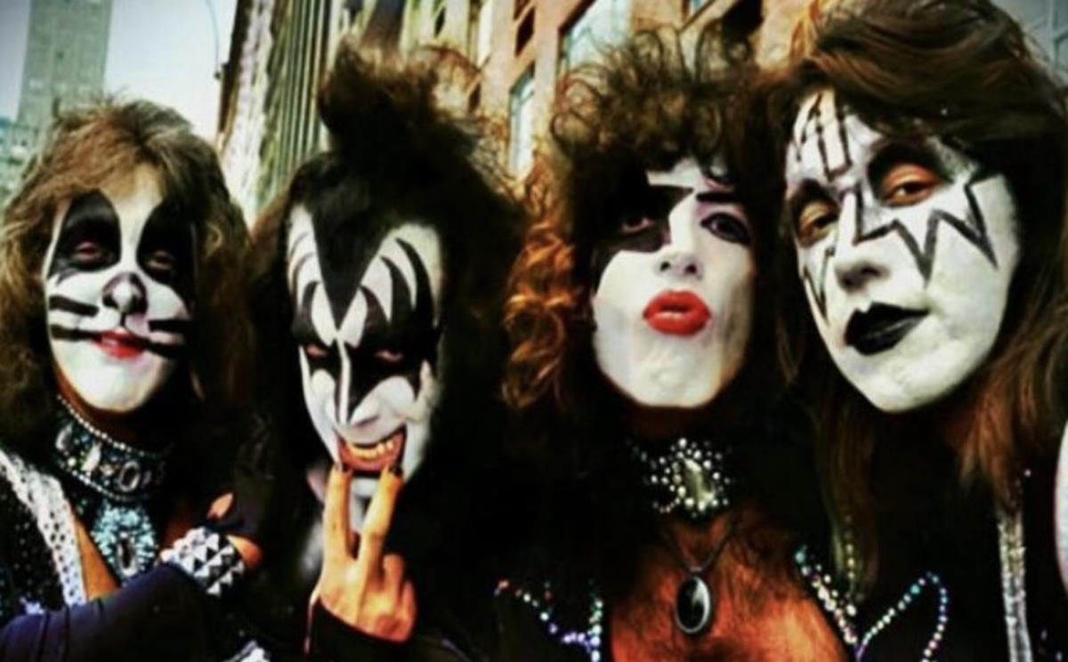 El músico y ex integrante de Kiss, Karl Cochran muere a los 61 años de edad Foto: IG Kiss Band