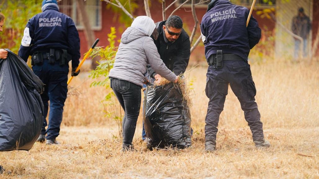 Jesús Nava realiza jornada de brigadas de limpieza escolar en Santa Catarina