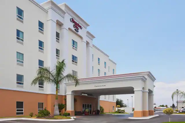 Hotel Hampton Inn