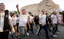 Joaquín Díaz Mena promueve actividad física y sana convivencia en la carrera de la UADY