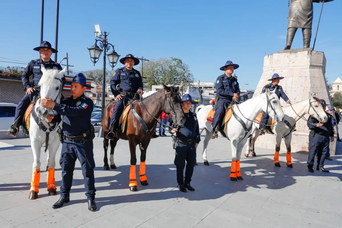 Los elementos que conforman la Policía Montada han recibido una capacitación especial en la Academia municipal. Foto: Gobierno de Guadalupe