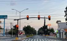 ¡En plena hora pico! Reportan fallas en semáforos inteligentes de V. Carranza en Saltillo