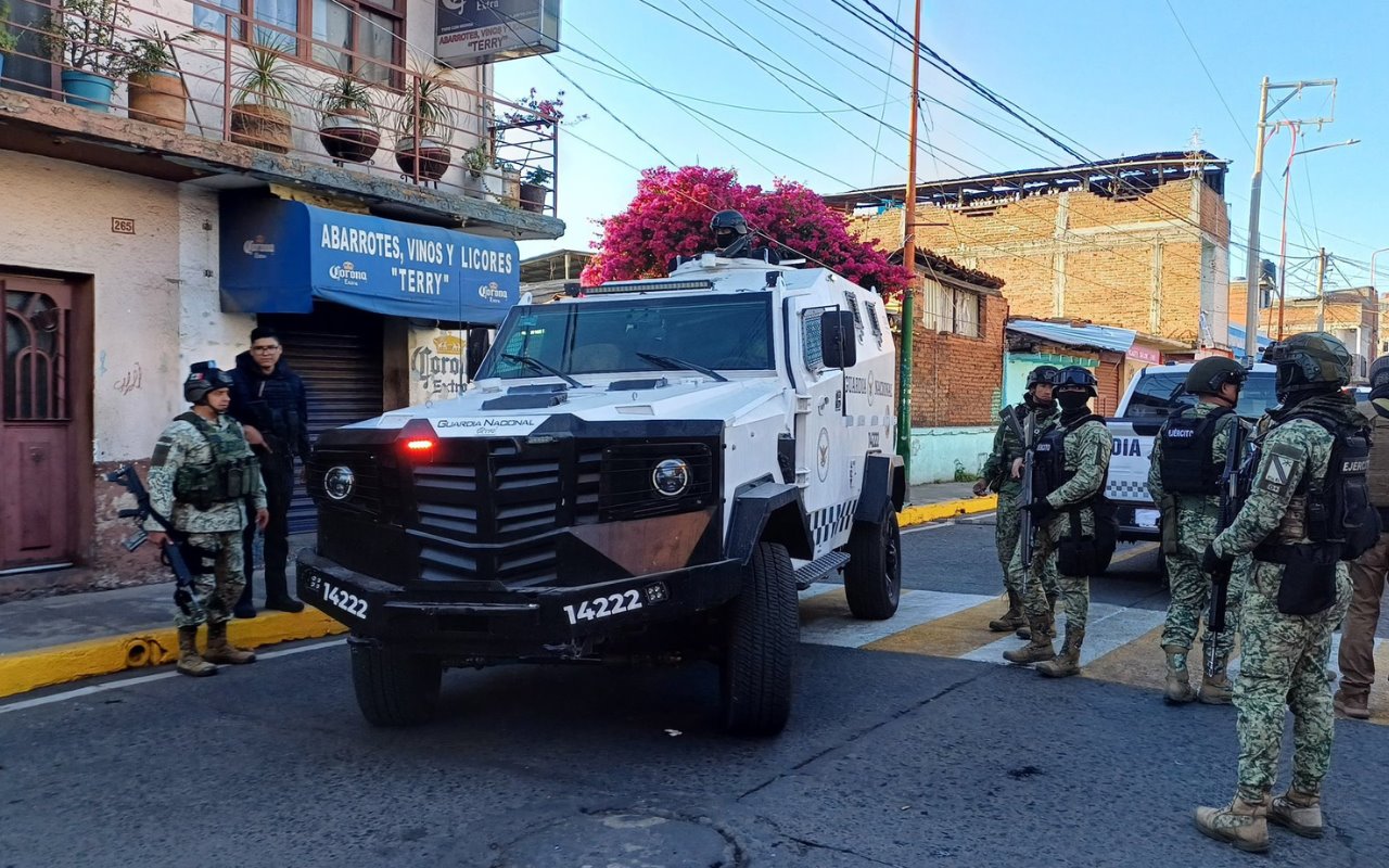 Elementos de la Sedena y de la Guardia Nacional. Foto: X (@SSeguridad_Mich)