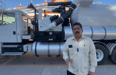 Francisco Esquivel refuerza Pesquería con camión para frenar fugas de agua