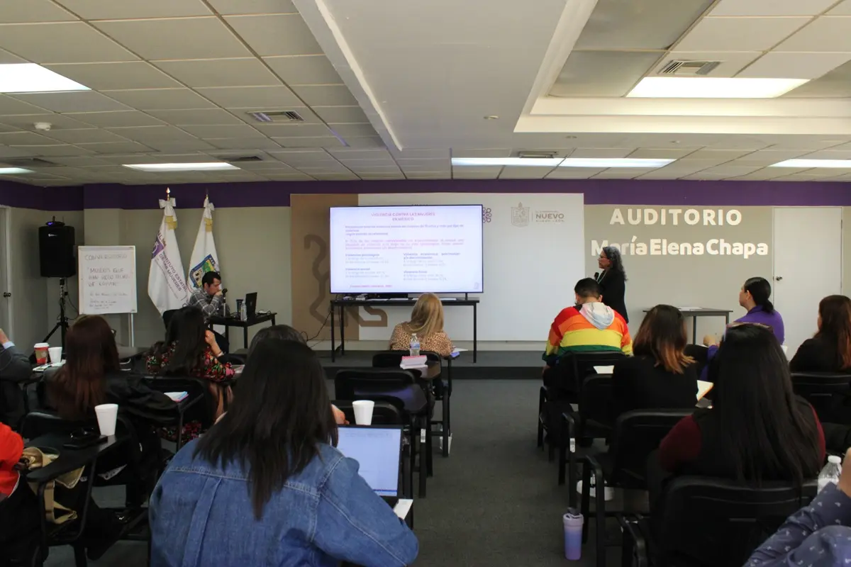 El Instituto Estatal de la Mujer en Nuevo León llevó a cabo una capacitación titulada Comunicación para la Igualdad. Foto: Samira Sánchez