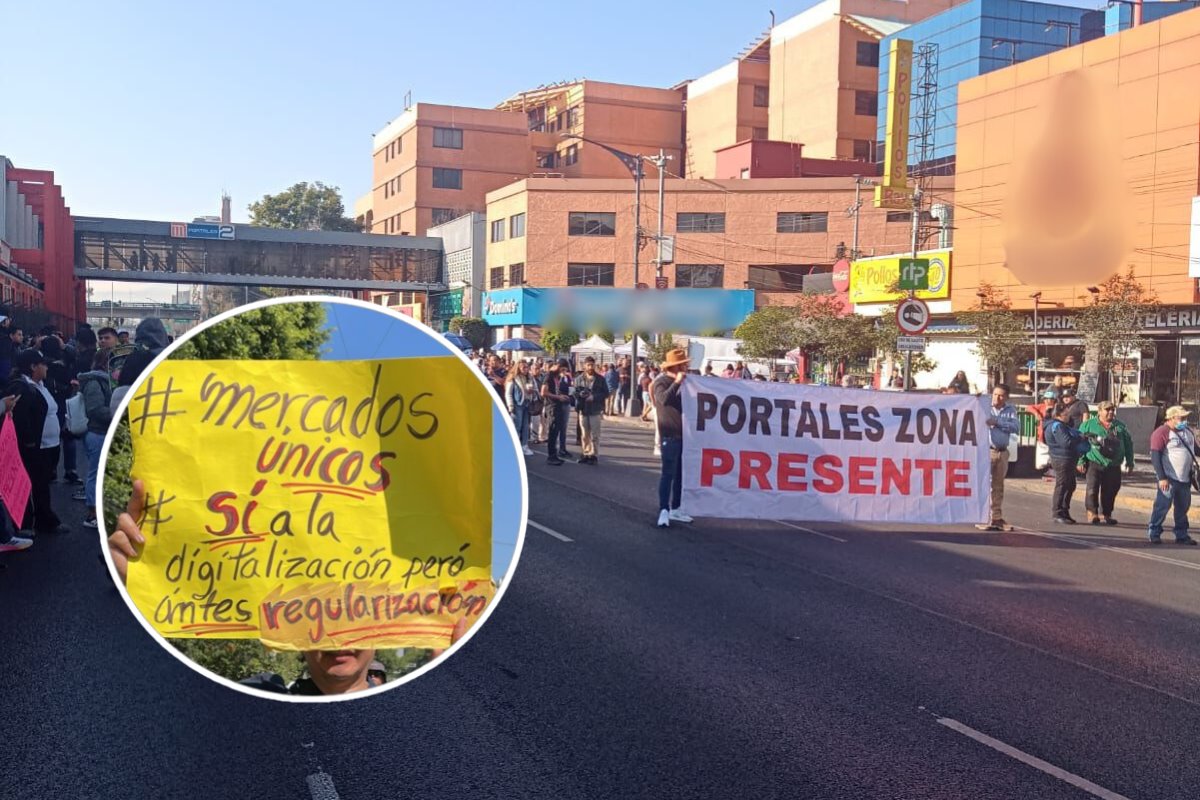 Comerciantes de mercados públicos de CDMX manifestándose.     Foto: Ramón Ramírez | Canva