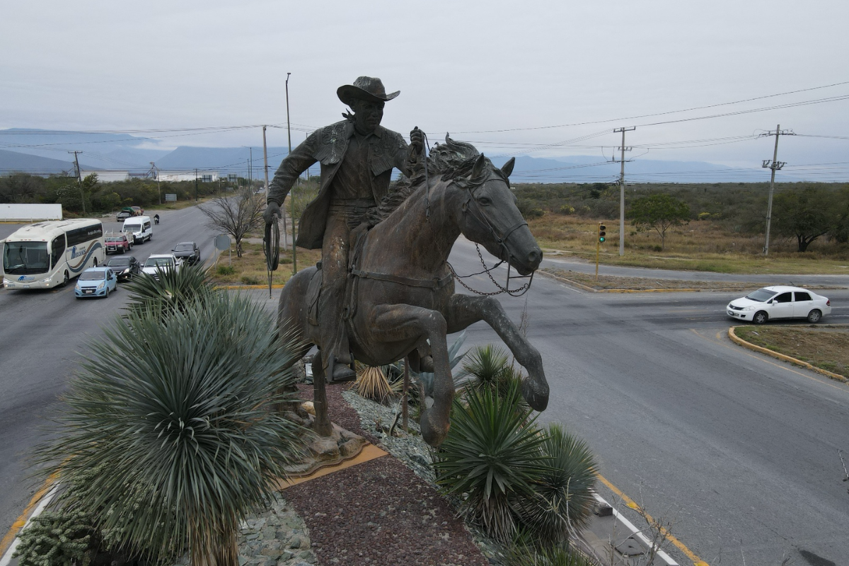 Lo que debes saber sobre el Cuerudo Tamaulipeco de Victoria, según su escultora