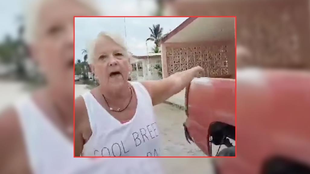 VÍDEO|Mujer extranjera reclama a yucateco por auto estacionado en Chuburná Puerto