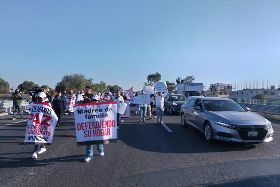 Bloqueo en la México-Pachuca: Cierran caseta de Ojo de Agua; piden seguridad