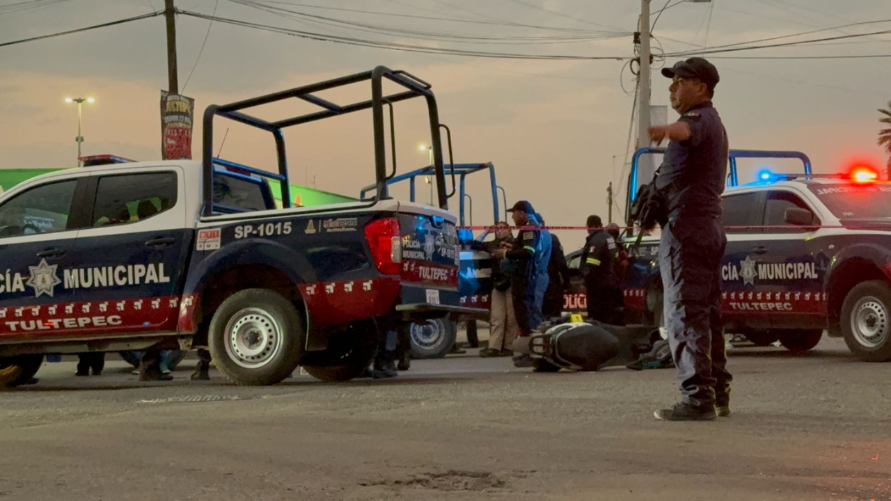 La joven motociclista murió atropellada cuando esperaba el cambio de luz en el semáforo. Foto: Posta.