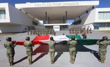 Congreso de Yucatán renueva su bandera nacional tras ceremonia de incineración