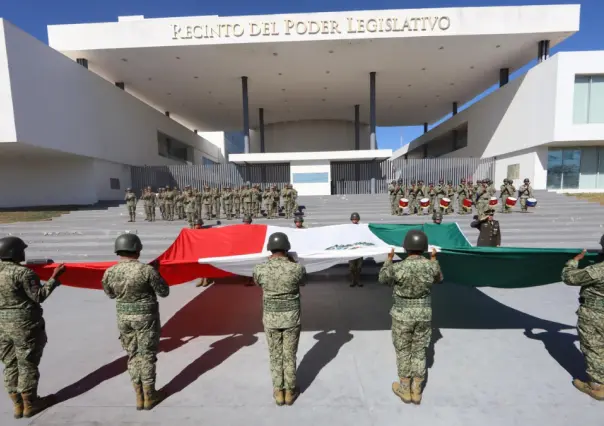 Congreso de Yucatán renueva su bandera nacional tras ceremonia de incineración