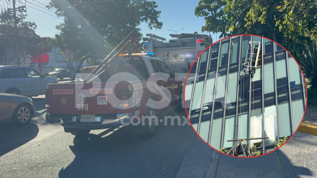 Accidente en Mérida: Trabajadores quedan colgados al exterior de un edificio