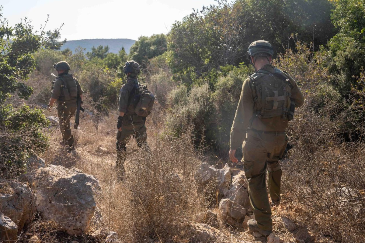 Elementos de las Fuerzas de Defensa de Israel en un recorrido. Créditos: X (@FDIonline).