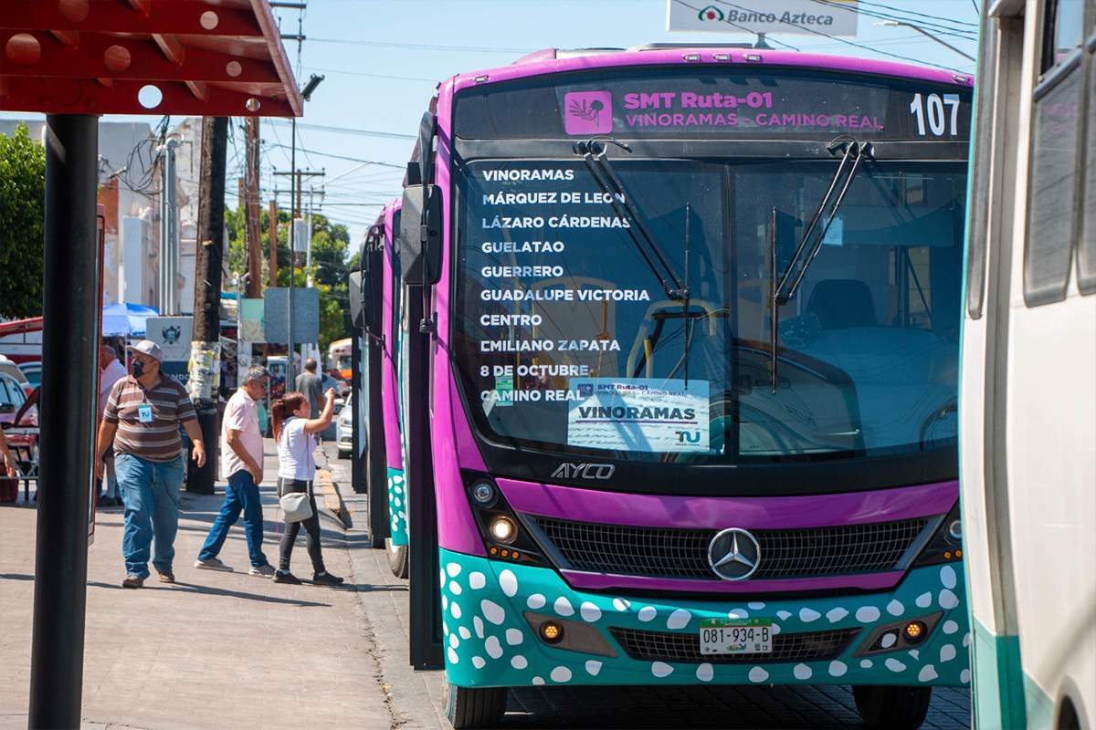 El transporte que prometió modernidad en La Paz. Foto: Alberto Cota.