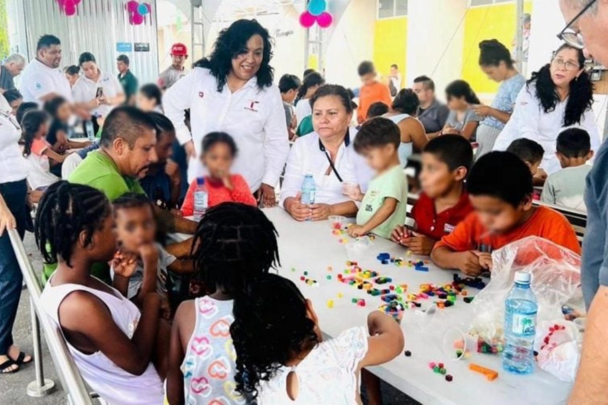 Diversas actividades que realizan dentro de los albergues con todas las familias de deportados. Foto:  Gobierno del Estado