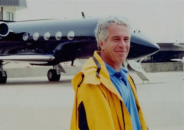 La fiscal general Pamela Bondi publica la primera fase de los archivos desclasificados de Epstein